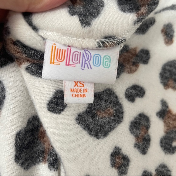 LuLaRoe Leopard Cheetah XS Isla Cross Back Dress Dolman Sleeves Hacci round hem - Picture 6 of 9